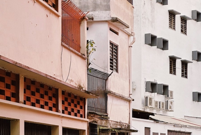 Corporate AI training in Perak: heritage building with a clock in Ipoh