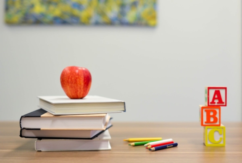 Postgraduate student researching AI in education at a Malaysian university